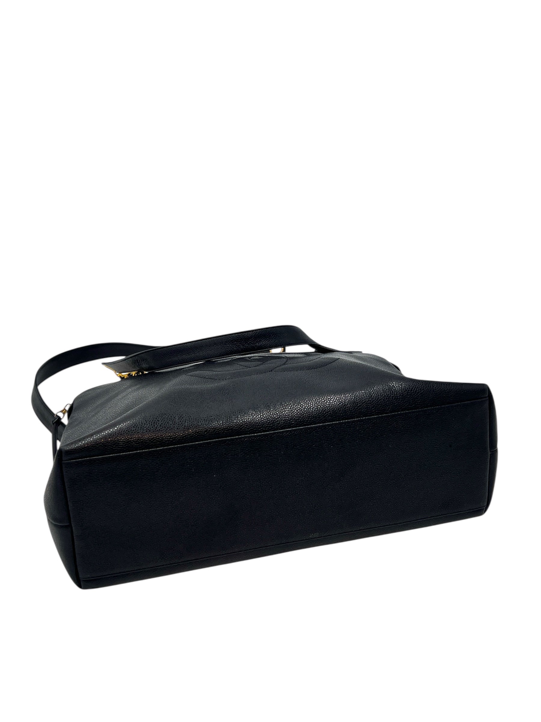 Chanel Coco Caviar Weekender