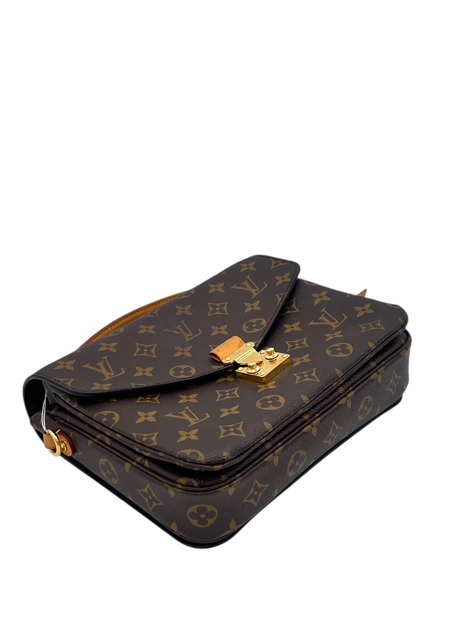 Louis Vuitton Pochette Metis