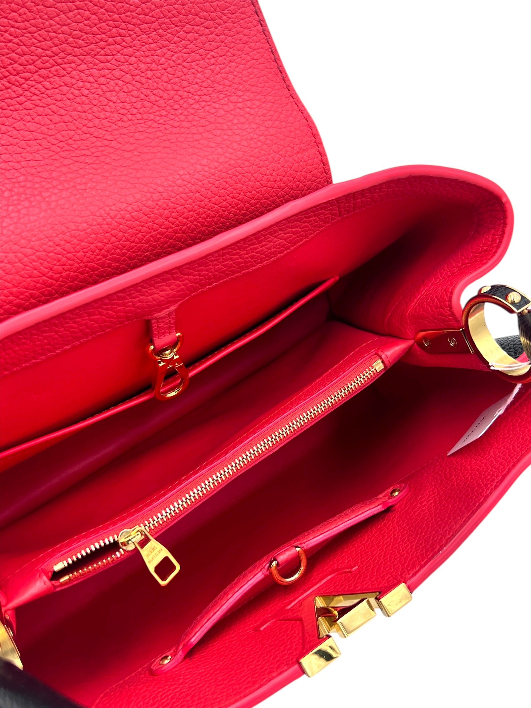 Louis Vuitton Capucines Taurillon MM