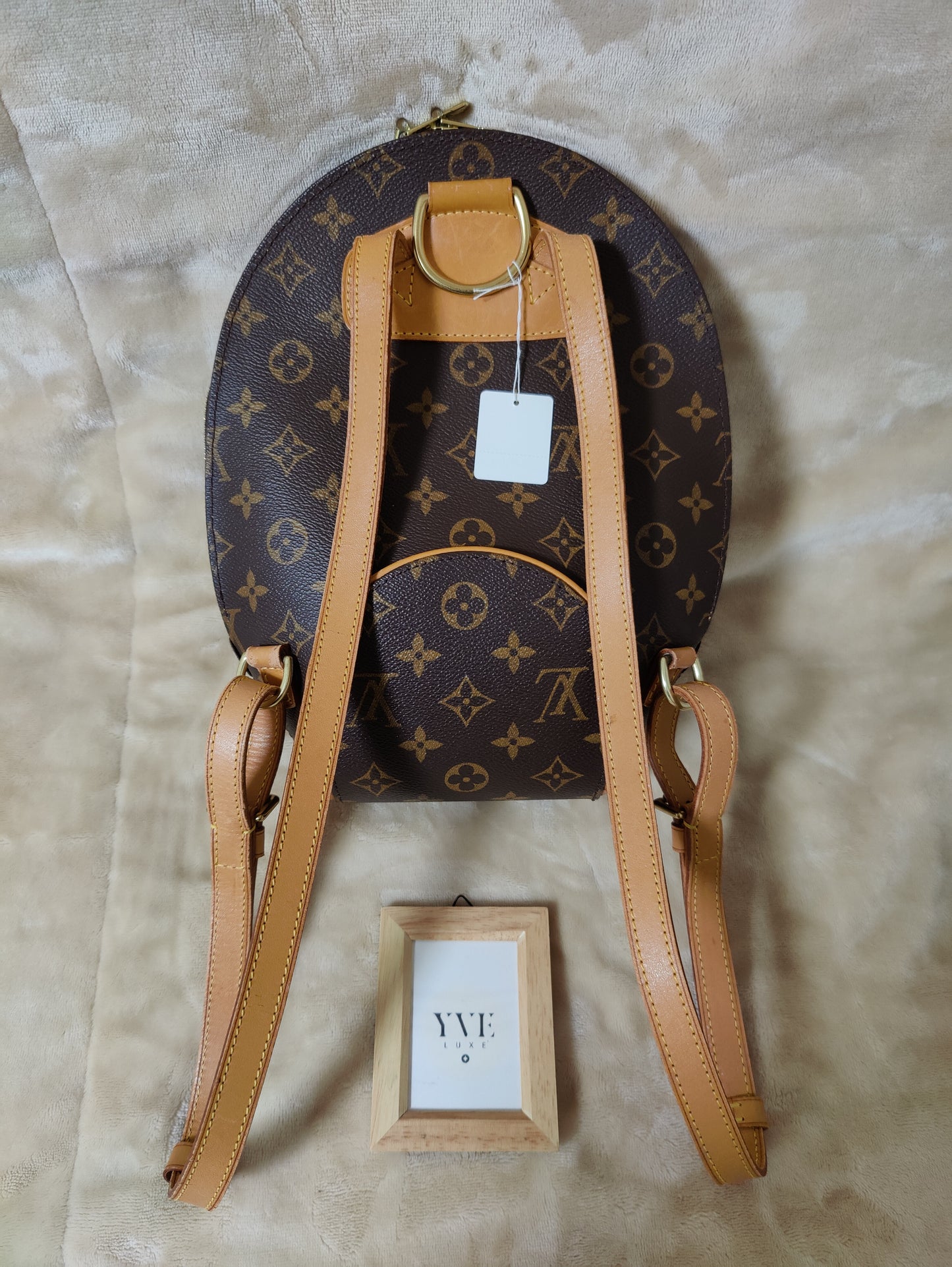 Ellipse leather backpack Louis Vuitton Brown in Leather - 22319310